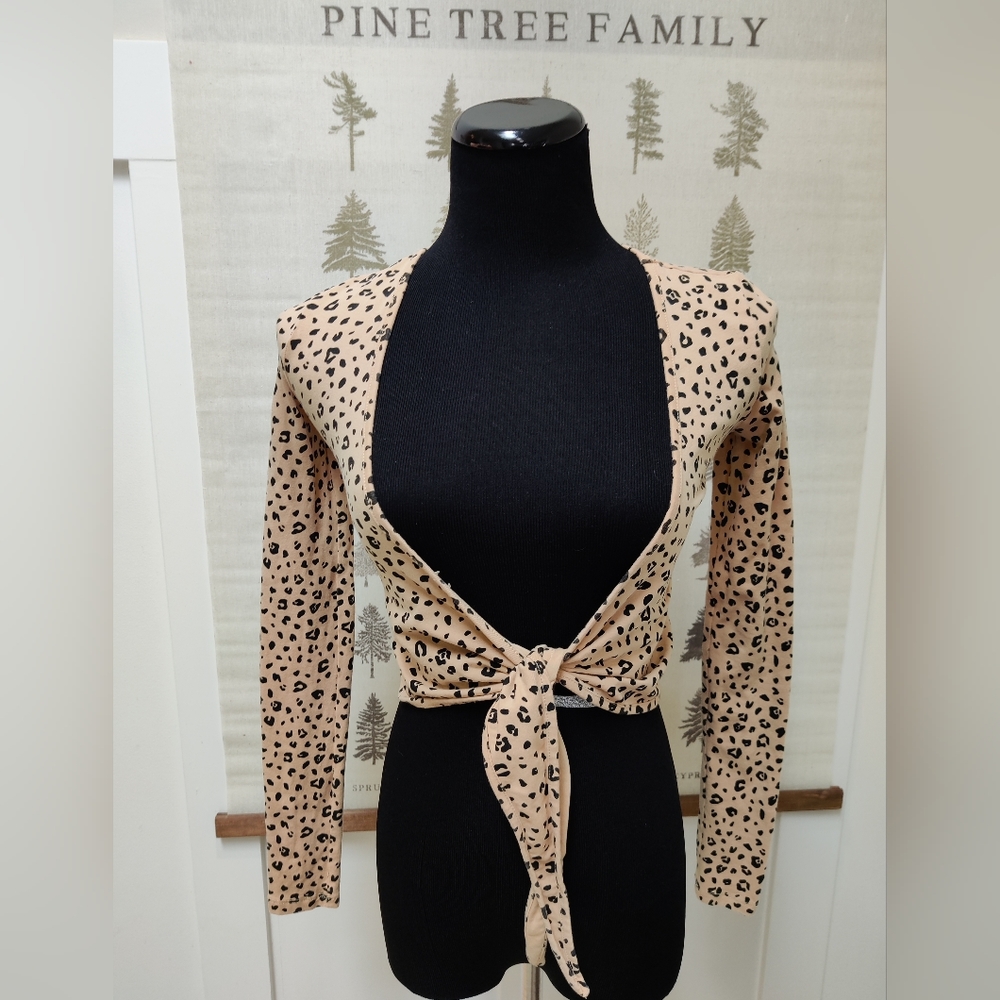 Aritzia Sunday Best Animal Print Wrap Crop Top Sweater - XXS